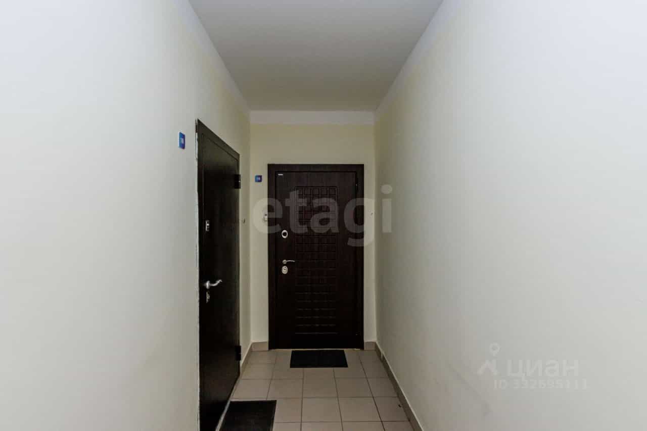 Россия, Тюмень, улица Мельникайте, 144А, фото 31