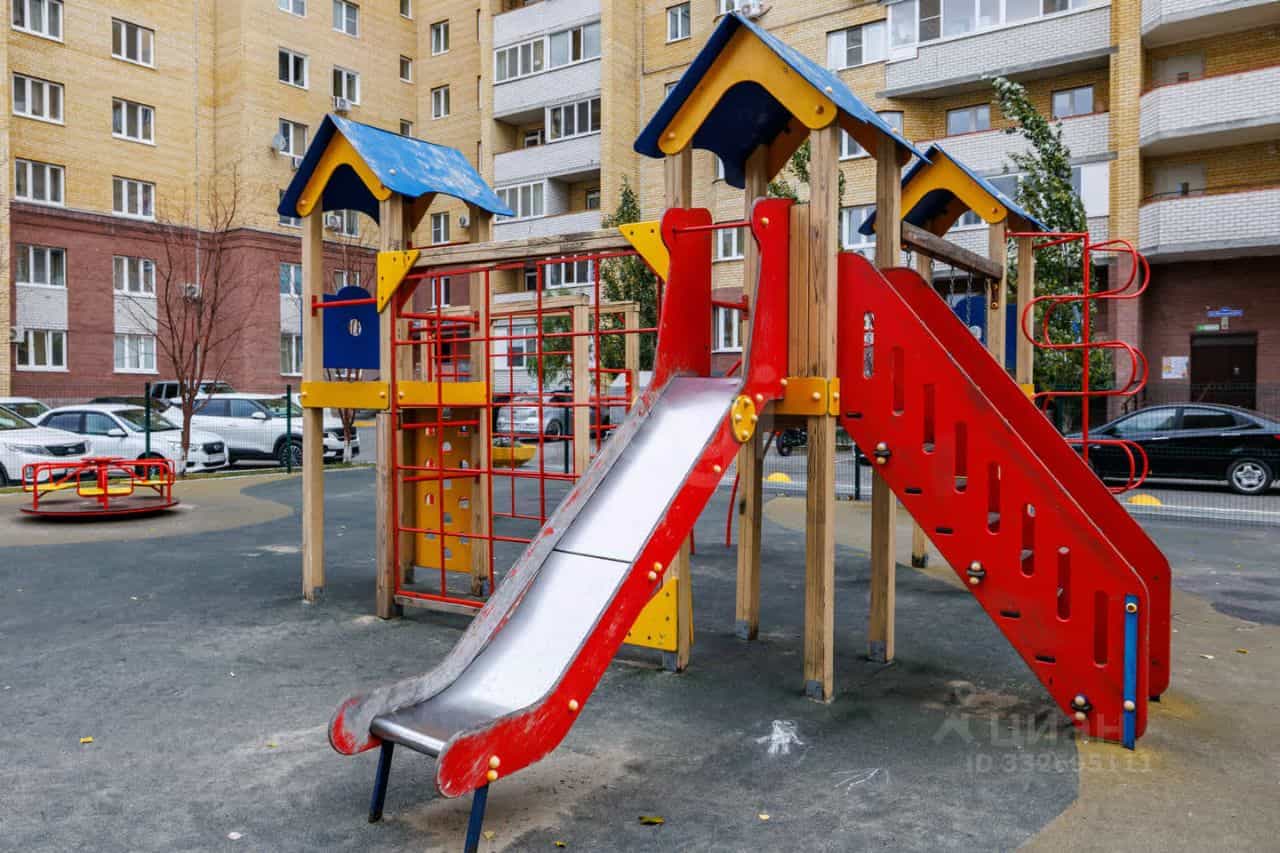 Россия, Тюмень, улица Мельникайте, 144А, фото 36