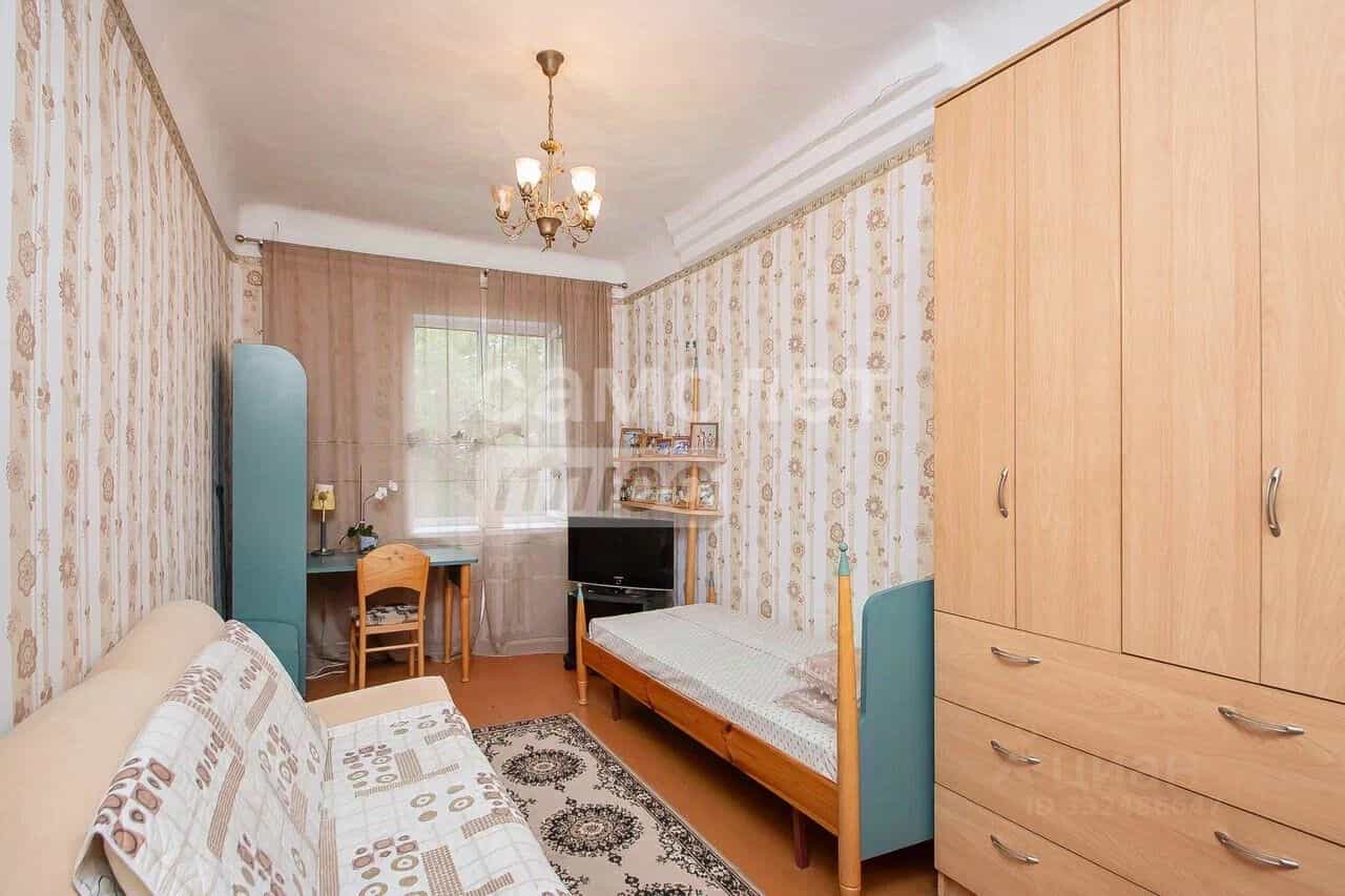 Россия, Омск, улица 20 лет РККА, 5