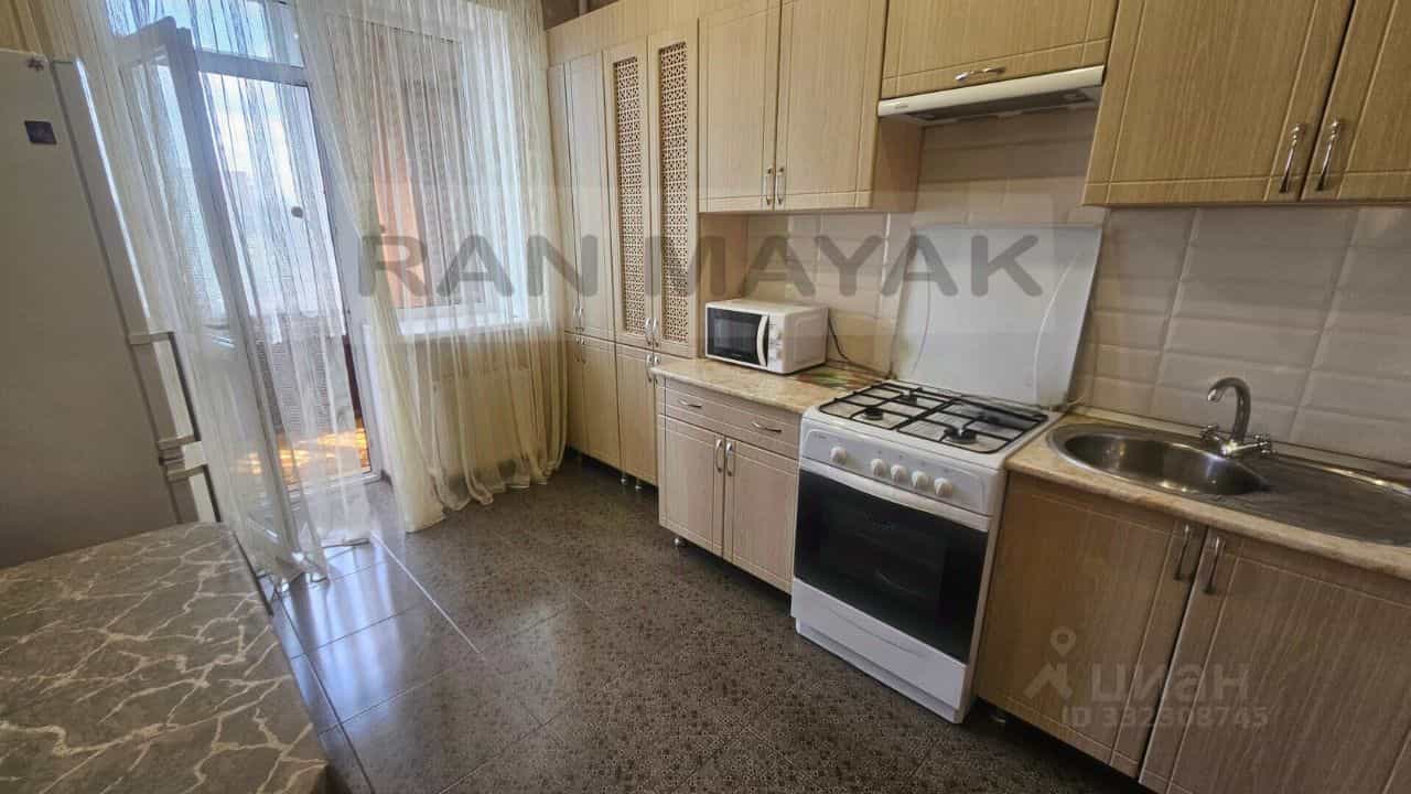 Россия, Республика Адыгея (Адыгея), Майкоп, 2-я улица Ветеранов, 5, фото 10