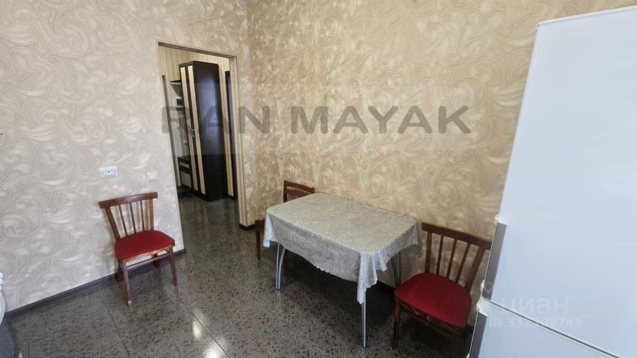Россия, Республика Адыгея (Адыгея), Майкоп, 2-я улица Ветеранов, 5, фото 11
