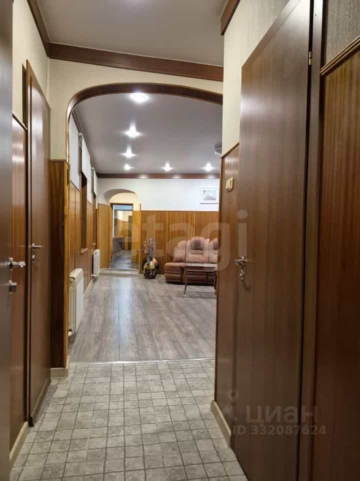 Россия, Ярославль, площадь Челюскинцев, 17А, фото 10