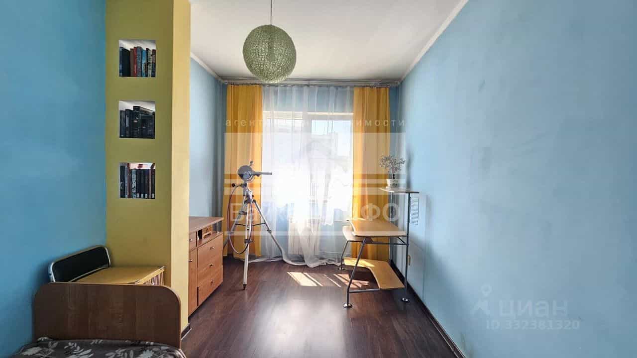 Россия, Иркутск, микрорайон Университетский, 4Б, фото 13