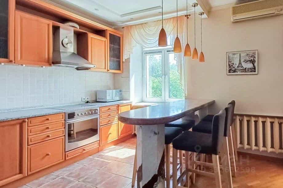 Россия, Новосибирск, улица Чаплыгина, 48