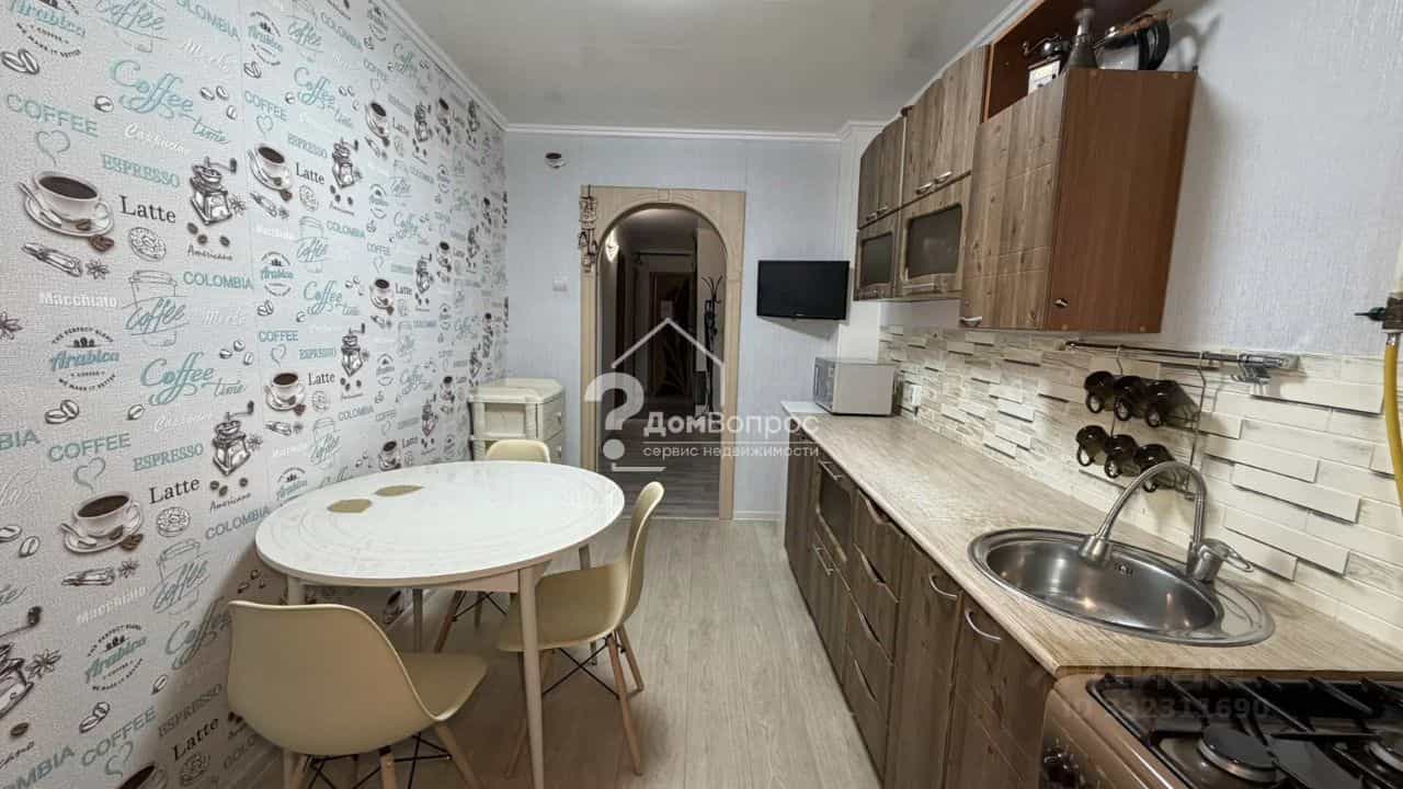 Россия, Оренбургская область, Бузулук, микрорайон 7А, 25, фото 4