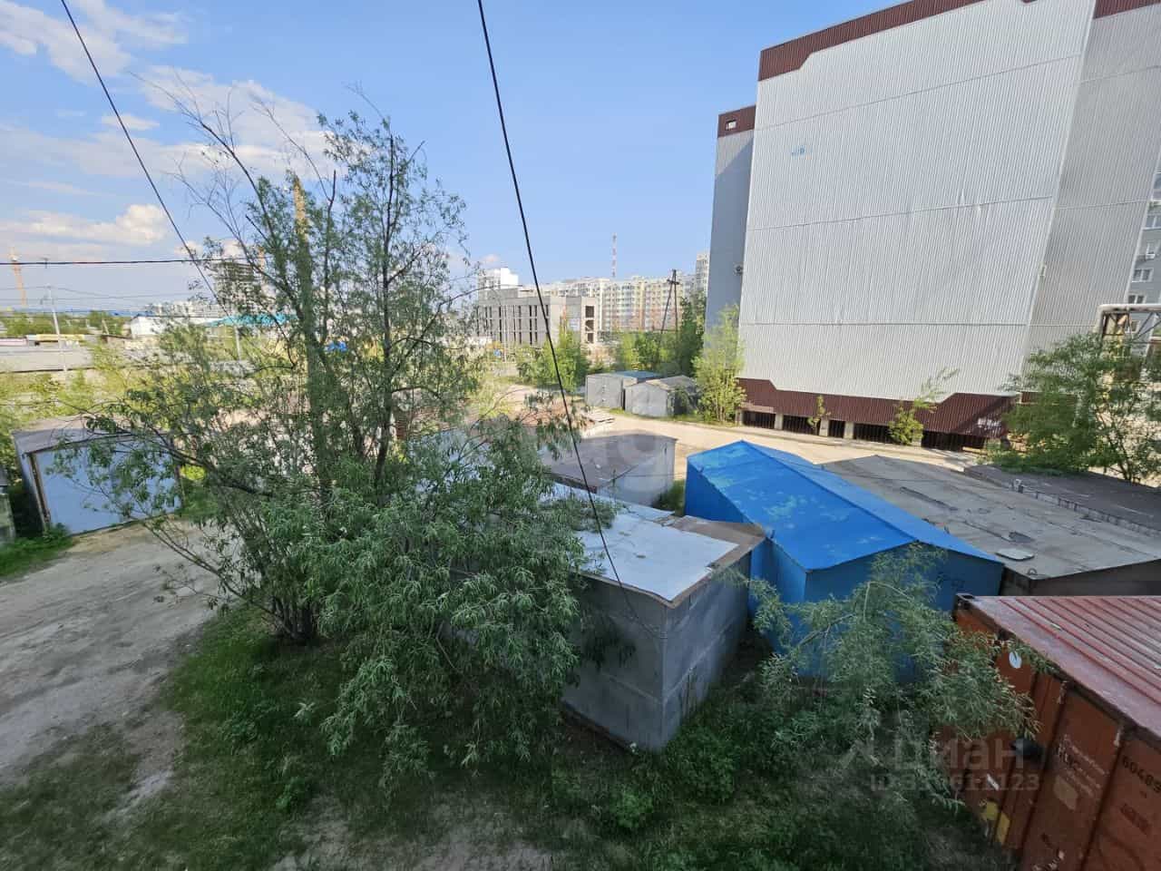 Россия, Республика Саха (Якутия), Якутск, улица Петровского, 27/1, фото 22