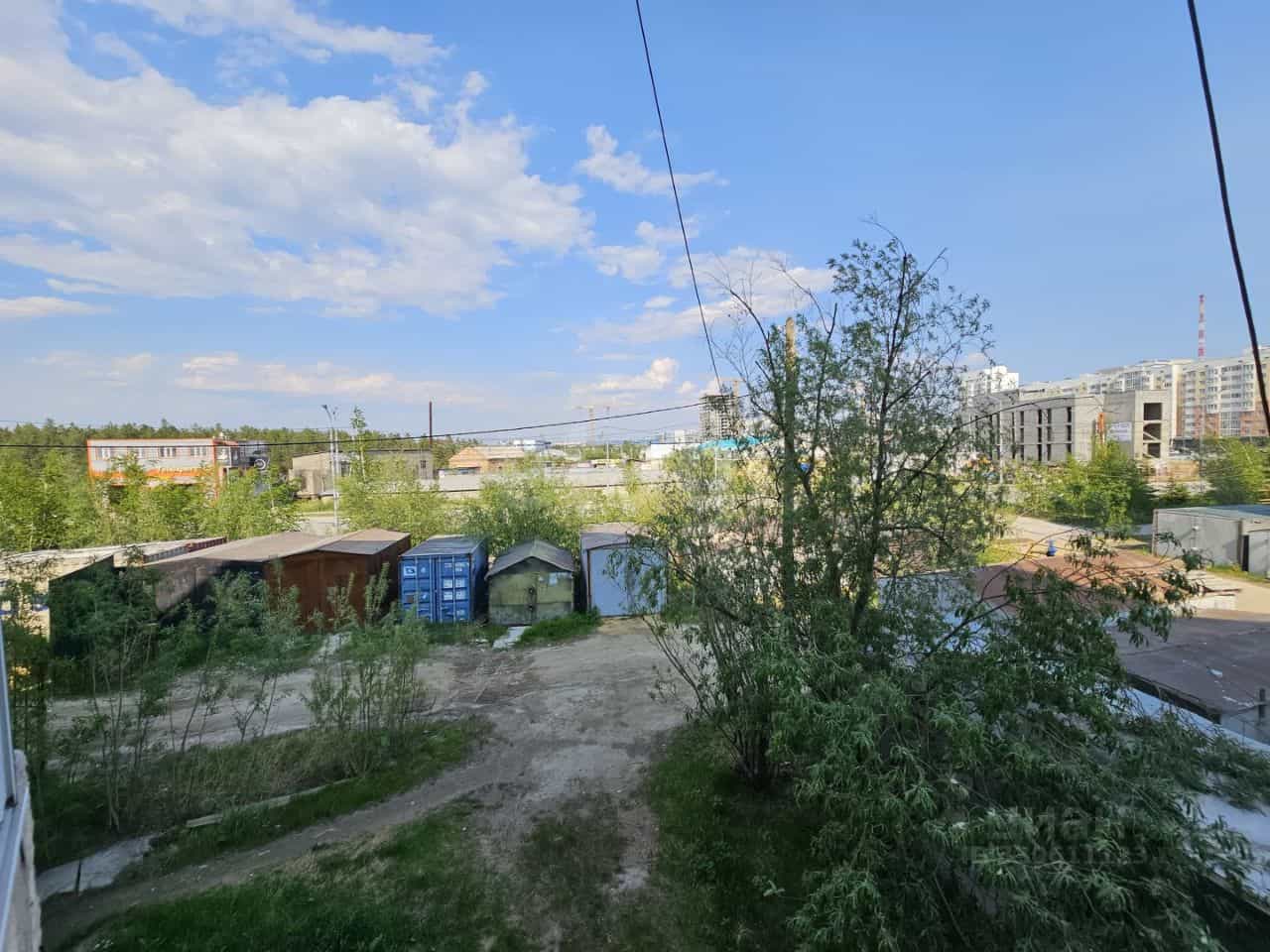 Россия, Республика Саха (Якутия), Якутск, улица Петровского, 27/1, фото 23