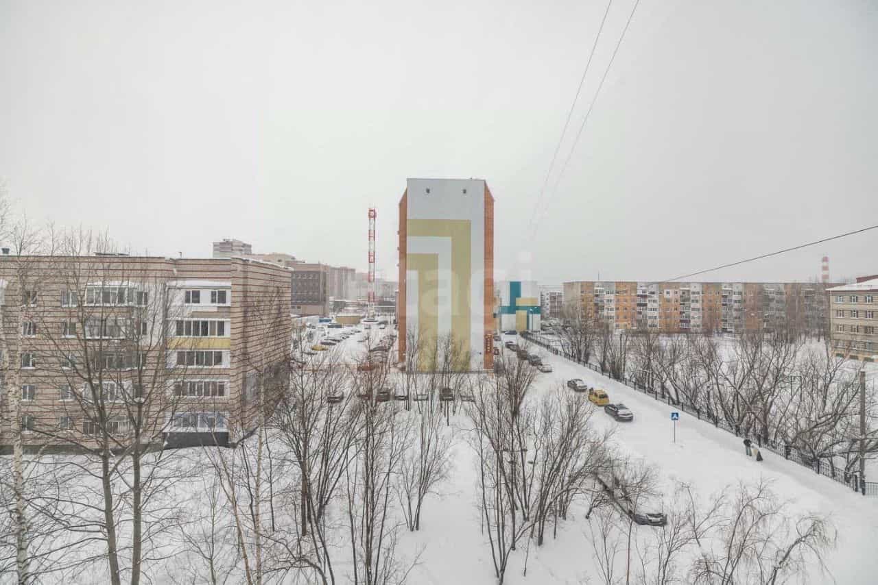 Россия, Ханты-Мансийский автономный округ — Югра, Сургут, улица Дзержинского, 8, фото 19