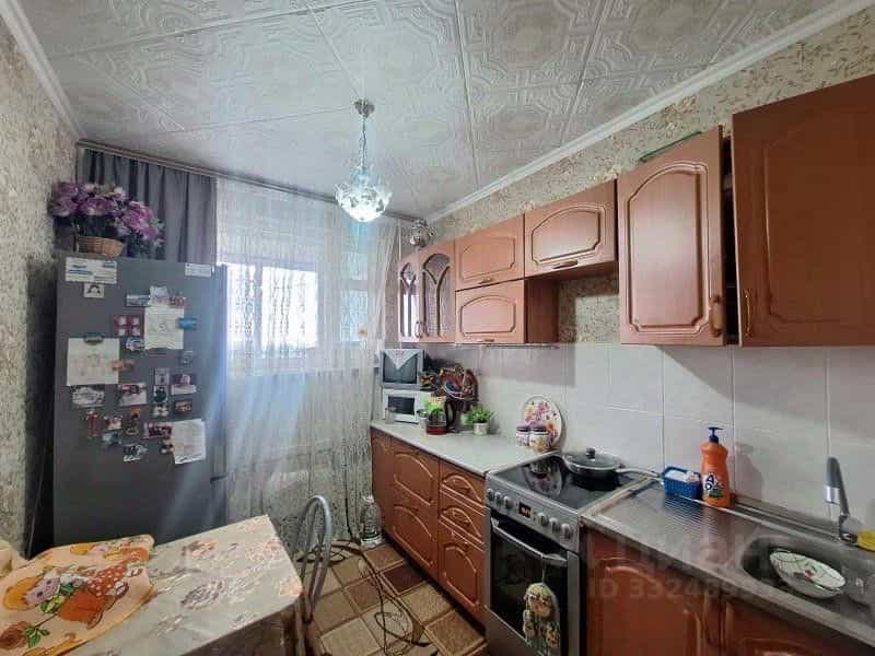 Россия, Самарская область, Тольятти, улица 70 лет Октября, 59, фото 9