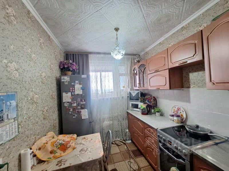 Россия, Самарская область, Тольятти, улица 70 лет Октября, 59, фото 10