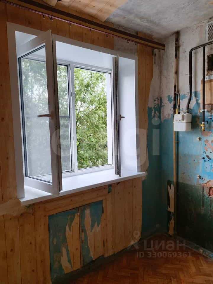 Россия, Псковская область, Остров, улица 1 Мая, 10, фото 20