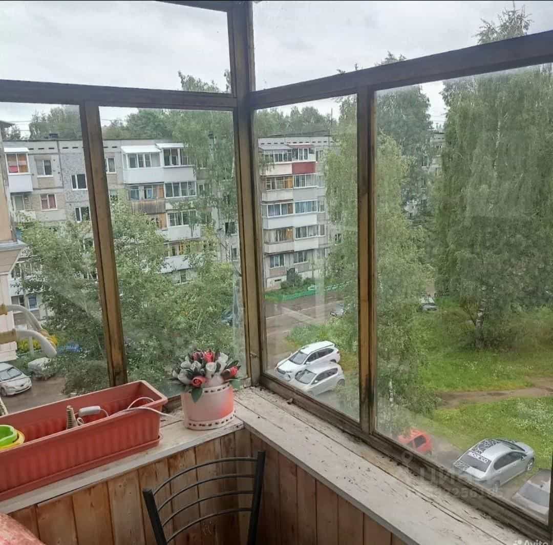 Россия, Республика Коми, Сыктывкар, Октябрьский проспект, 128, фото 4