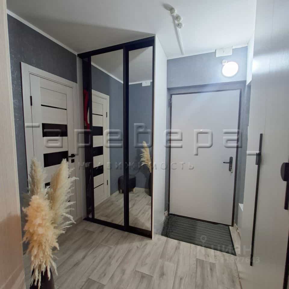 Россия, Красноярск, Свердловская улица, 15В, фото 2