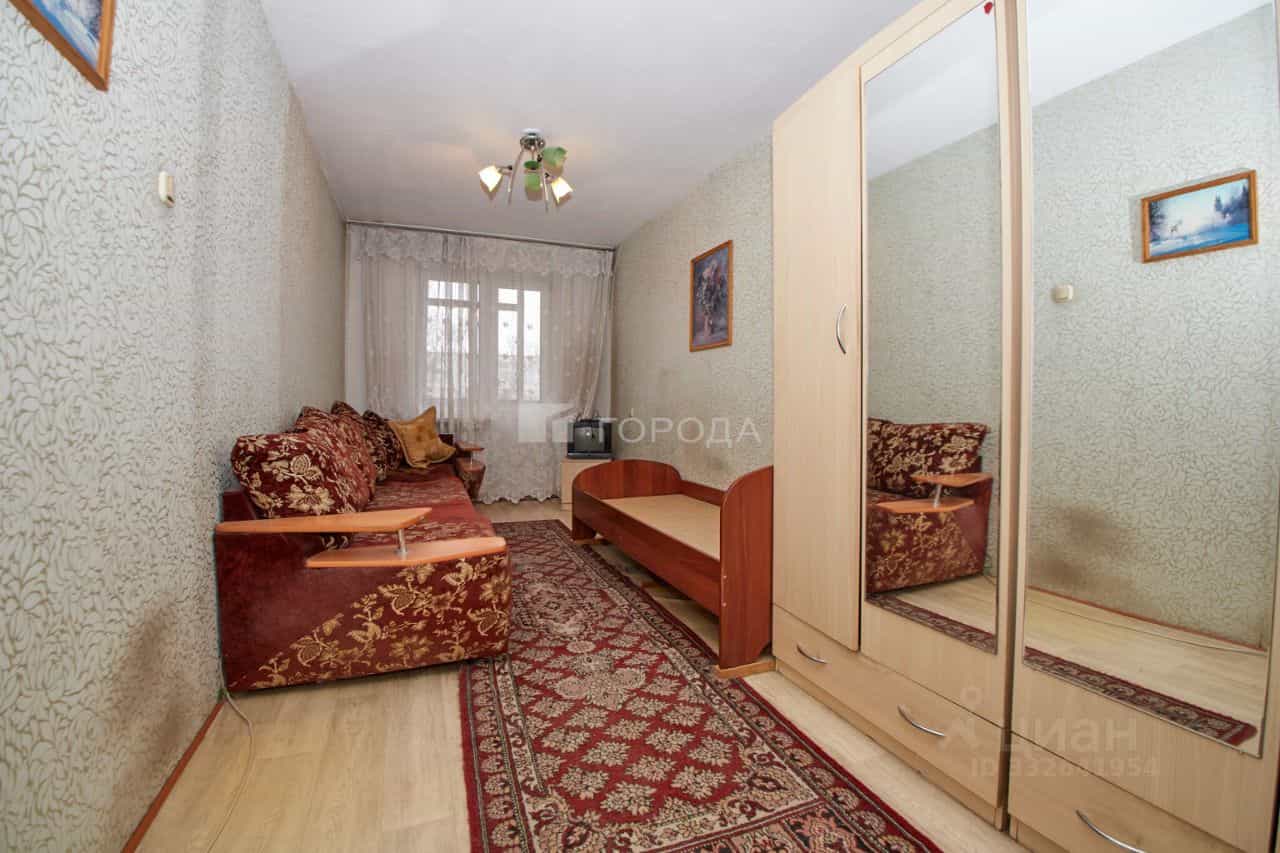 Россия, Кемеровская область — Кузбасс, Новокузнецк, проспект Запсибовцев, 16