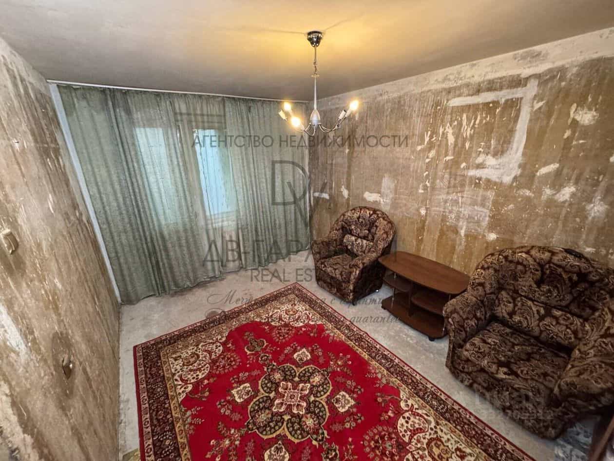 Россия, Хабаровский край, Комсомольск-на-Амуре, улица Дикопольцева, 24, фото 3