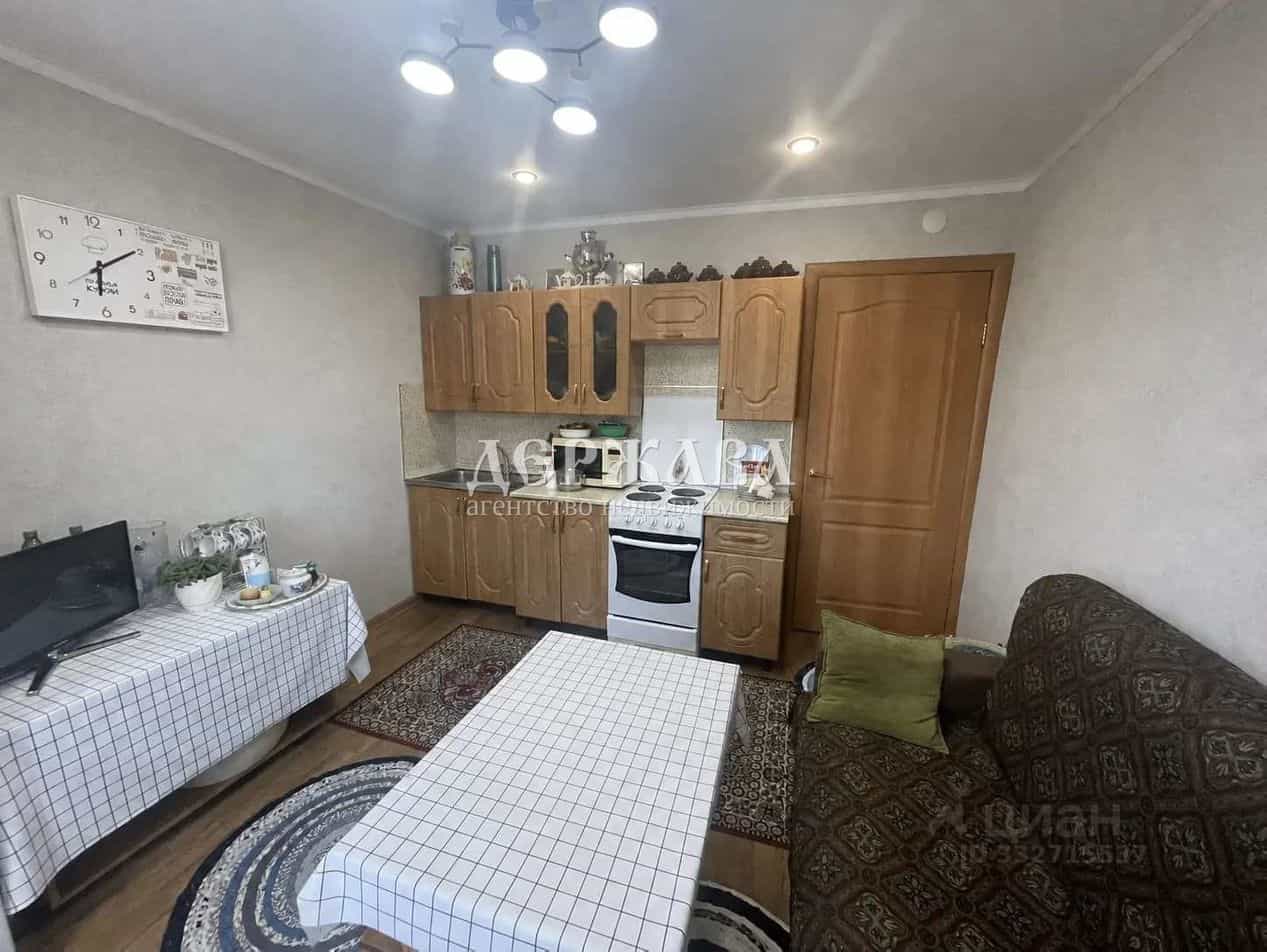 Россия, Белгородская область, Старый Оскол, бульвар Дружбы, 4