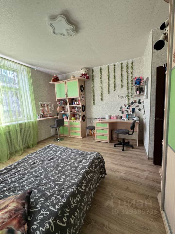 Россия, Псковская область, Порхов, проспект Ленина, 10, фото 12