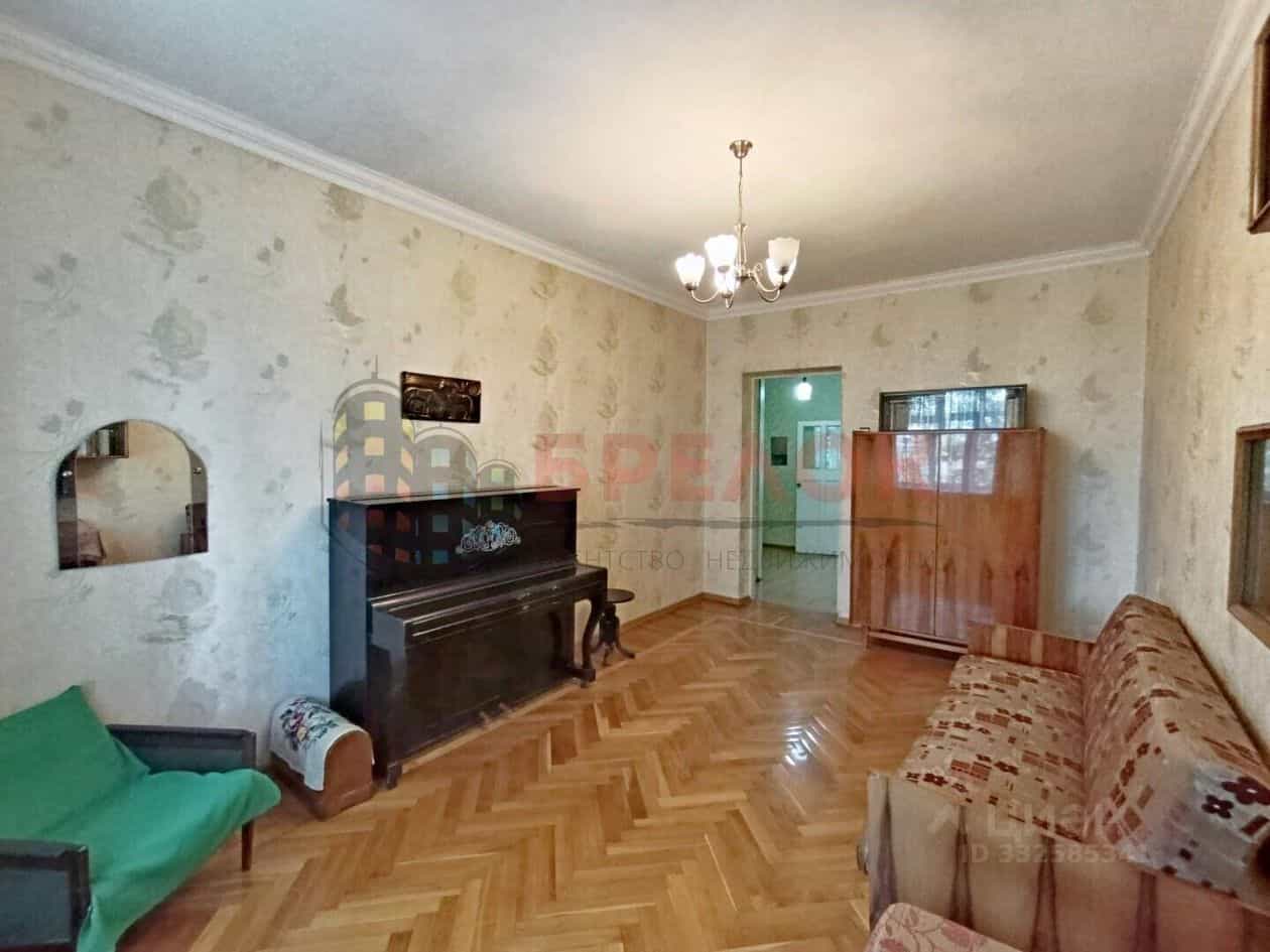 Россия, Ростов-на-Дону, проспект Михаила Нагибина, 27, фото 4