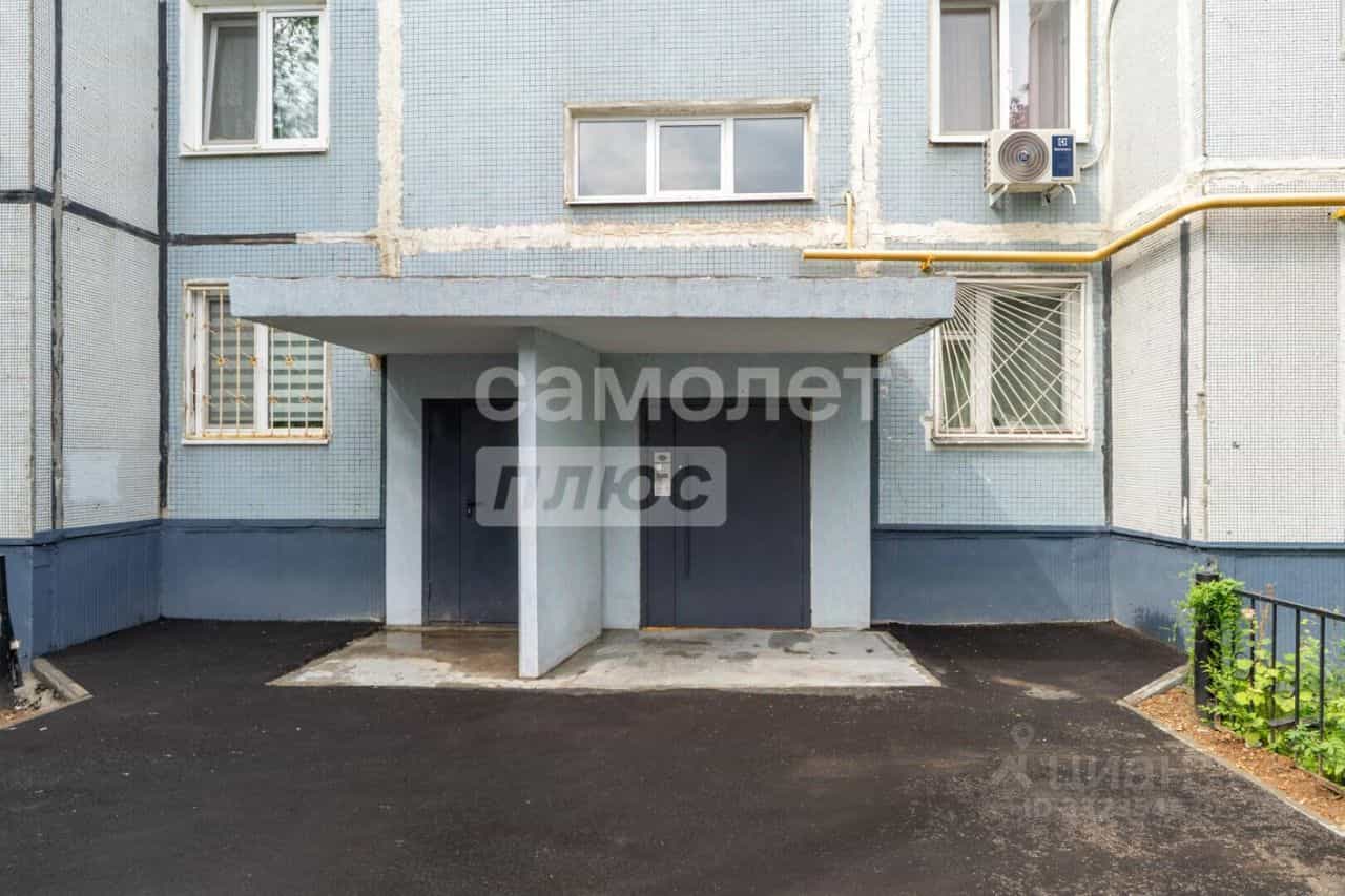 Россия, Республика Татарстан (Татарстан), Казань, улица Адоратского, 27Б, фото 4
