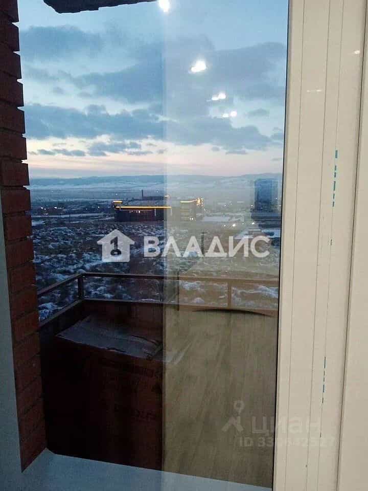 Россия, Республика Бурятия, Улан-Удэ, Современная улица, 5, фото 10