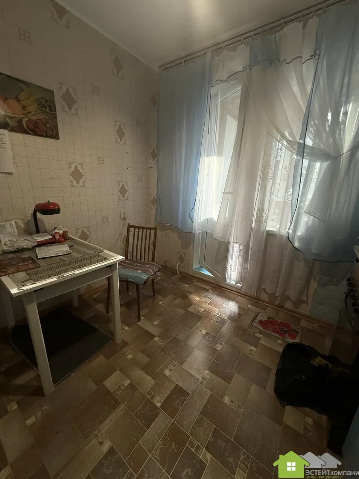 Беларусь, Гродненская область, Лида, улица Пролыгина, 13, фото 20