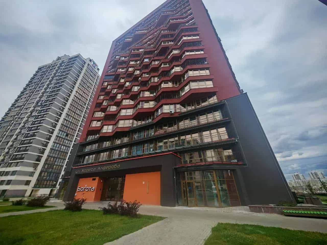 Беларусь, Минск, улица Жореса Алфёрова, 1