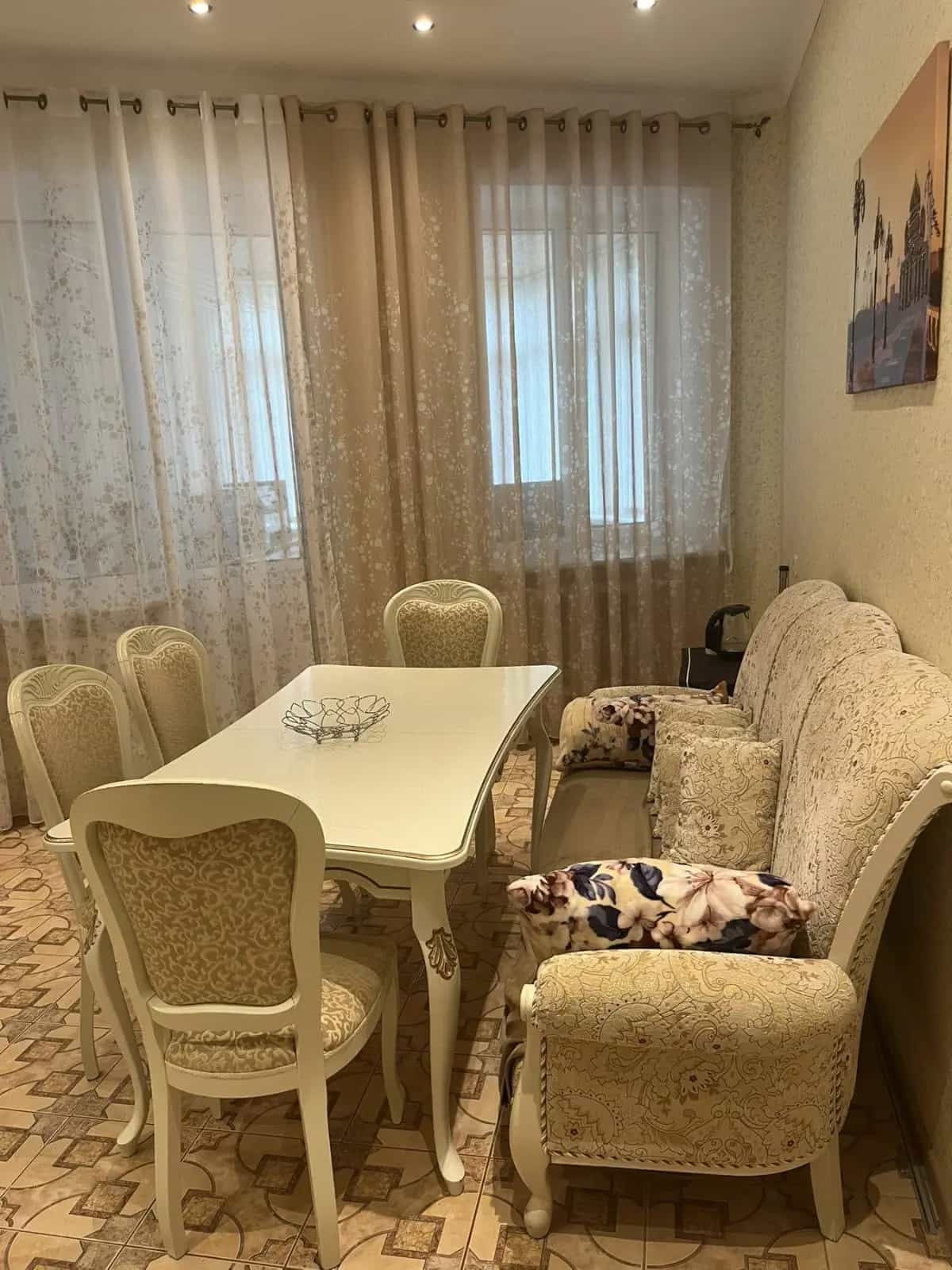 Беларусь, Минская область, Вилейка, улица Гагарина, 8, фото 4