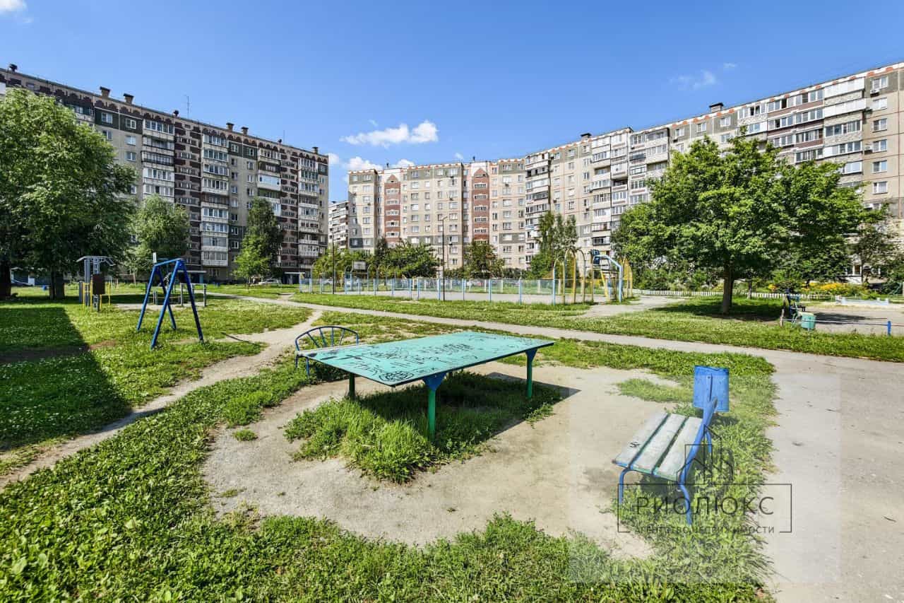 Россия, Челябинск, улица Чичерина, 2, фото 13