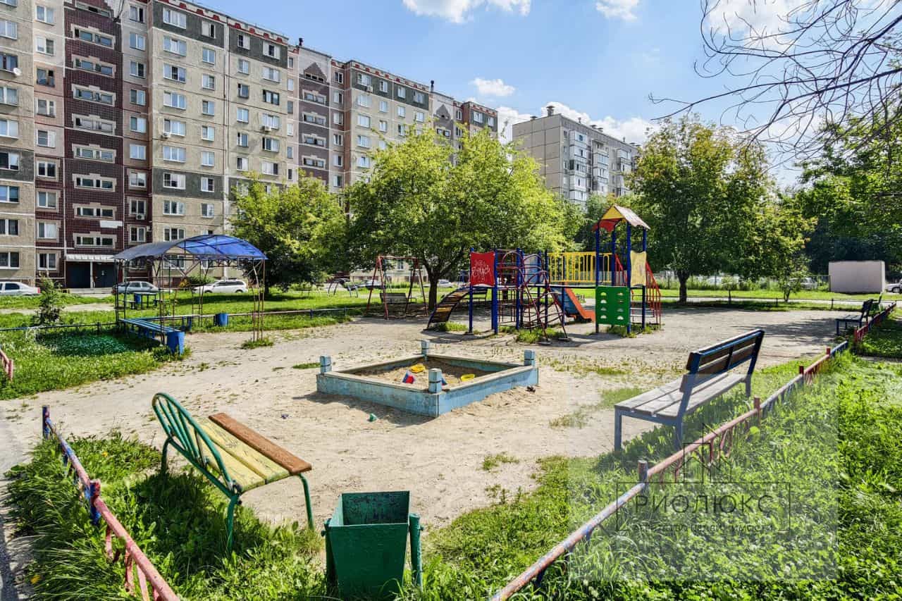 Россия, Челябинск, улица Чичерина, 2, фото 14