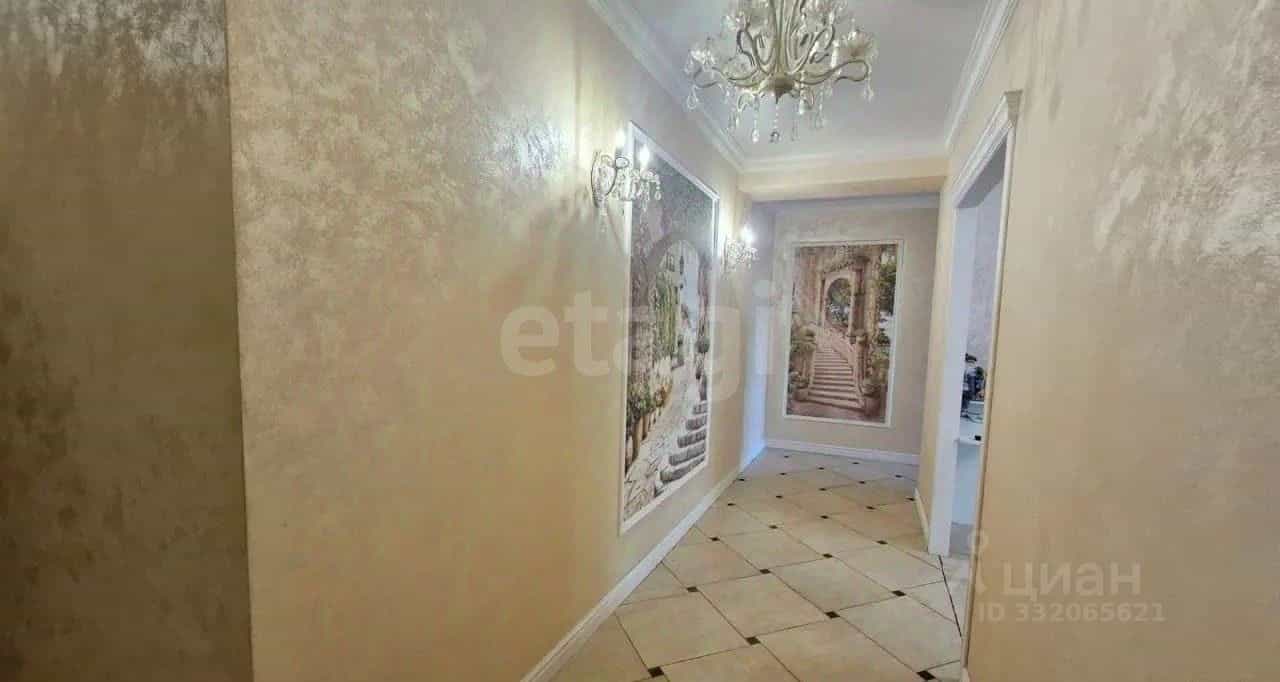 Россия, Киров, Ленинский район, улица Калинина, 7
