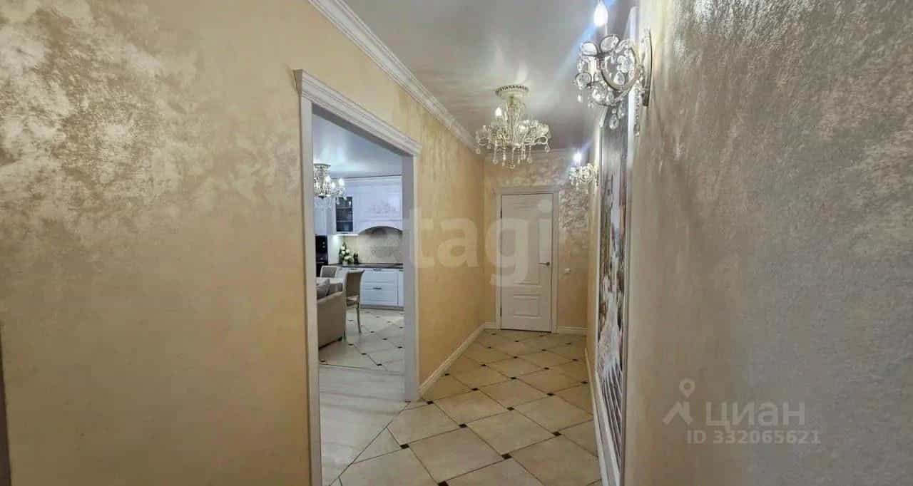 Россия, Киров, Ленинский район, улица Калинина, 7, фото 12