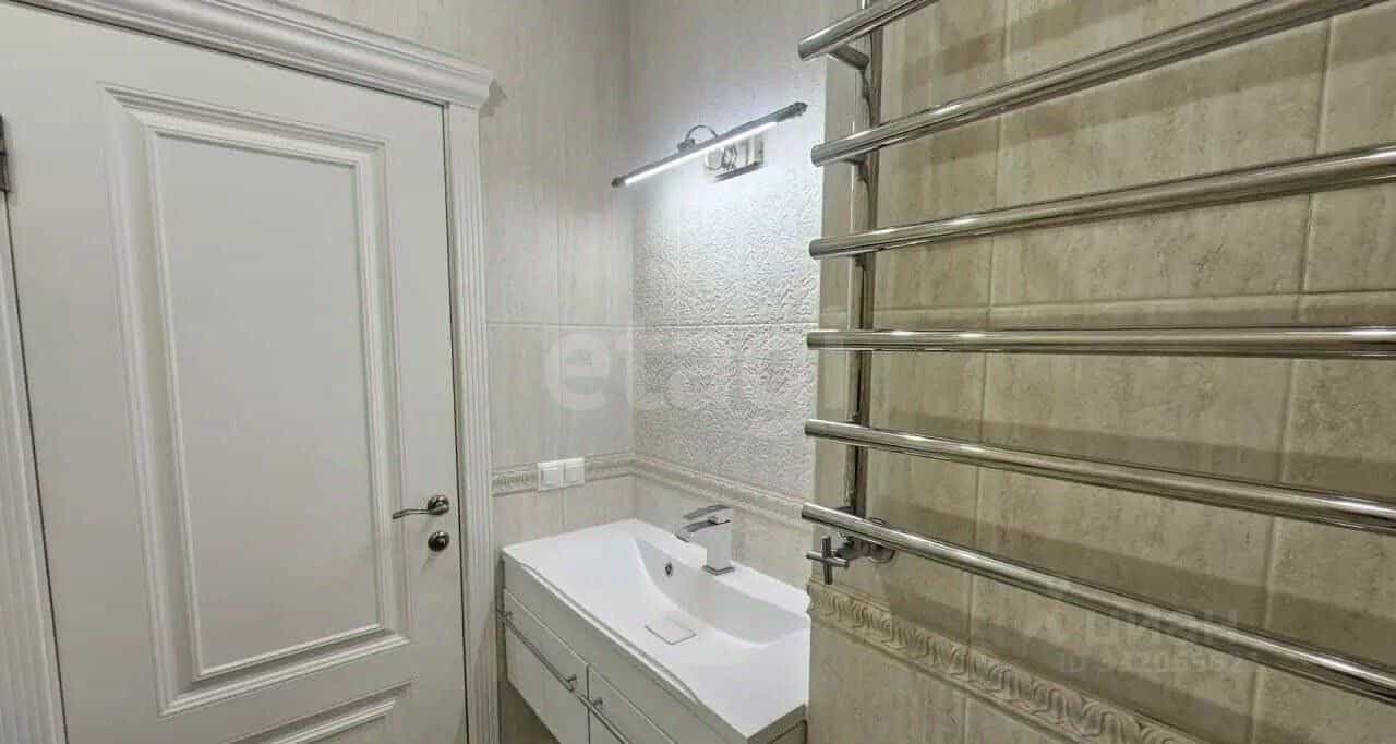 Россия, Киров, Ленинский район, улица Калинина, 7, фото 14