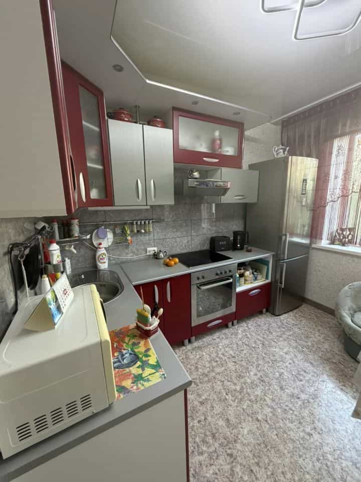 Россия, Алтайский край, Барнаул, улица Сергея Семёнова, 15, фото 11