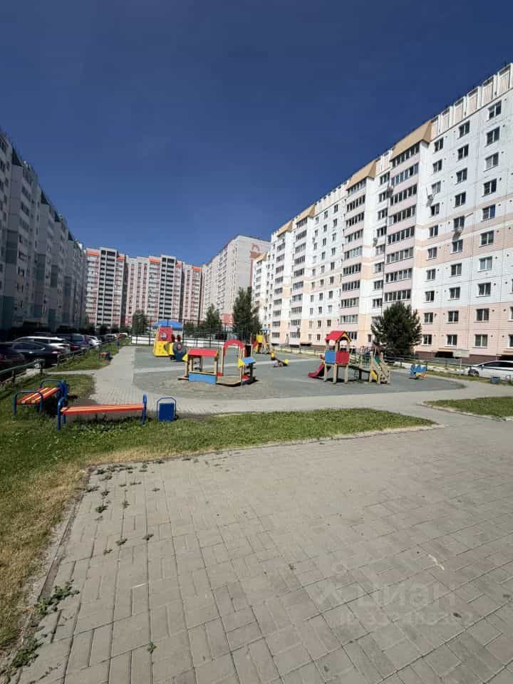 Россия, Алтайский край, Барнаул, улица Сергея Семёнова, 15, фото 20