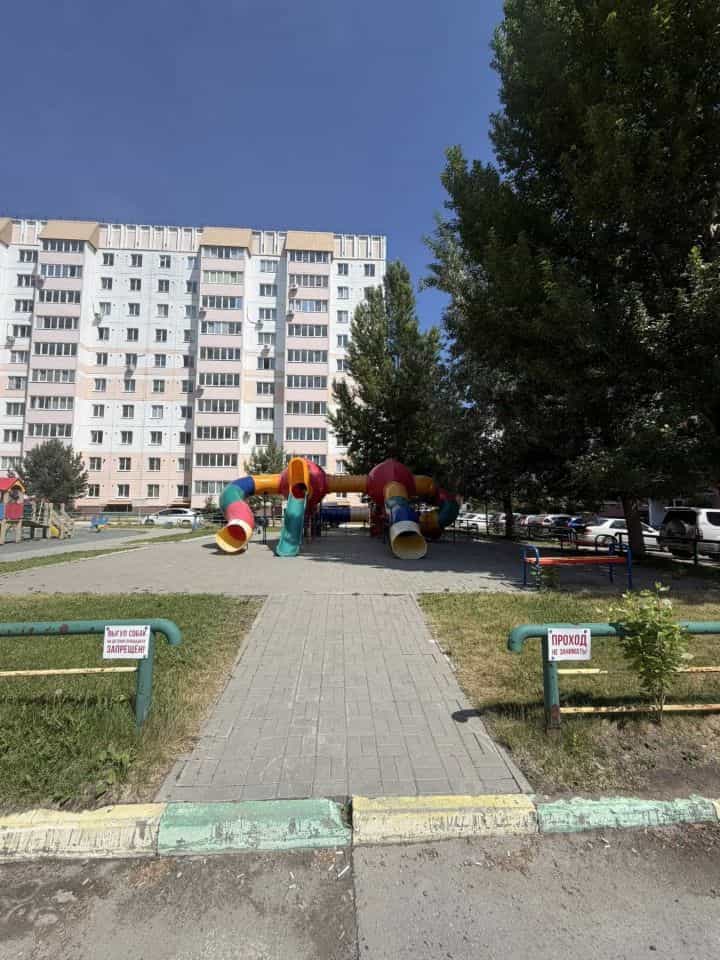 Россия, Алтайский край, Барнаул, улица Сергея Семёнова, 15, фото 21