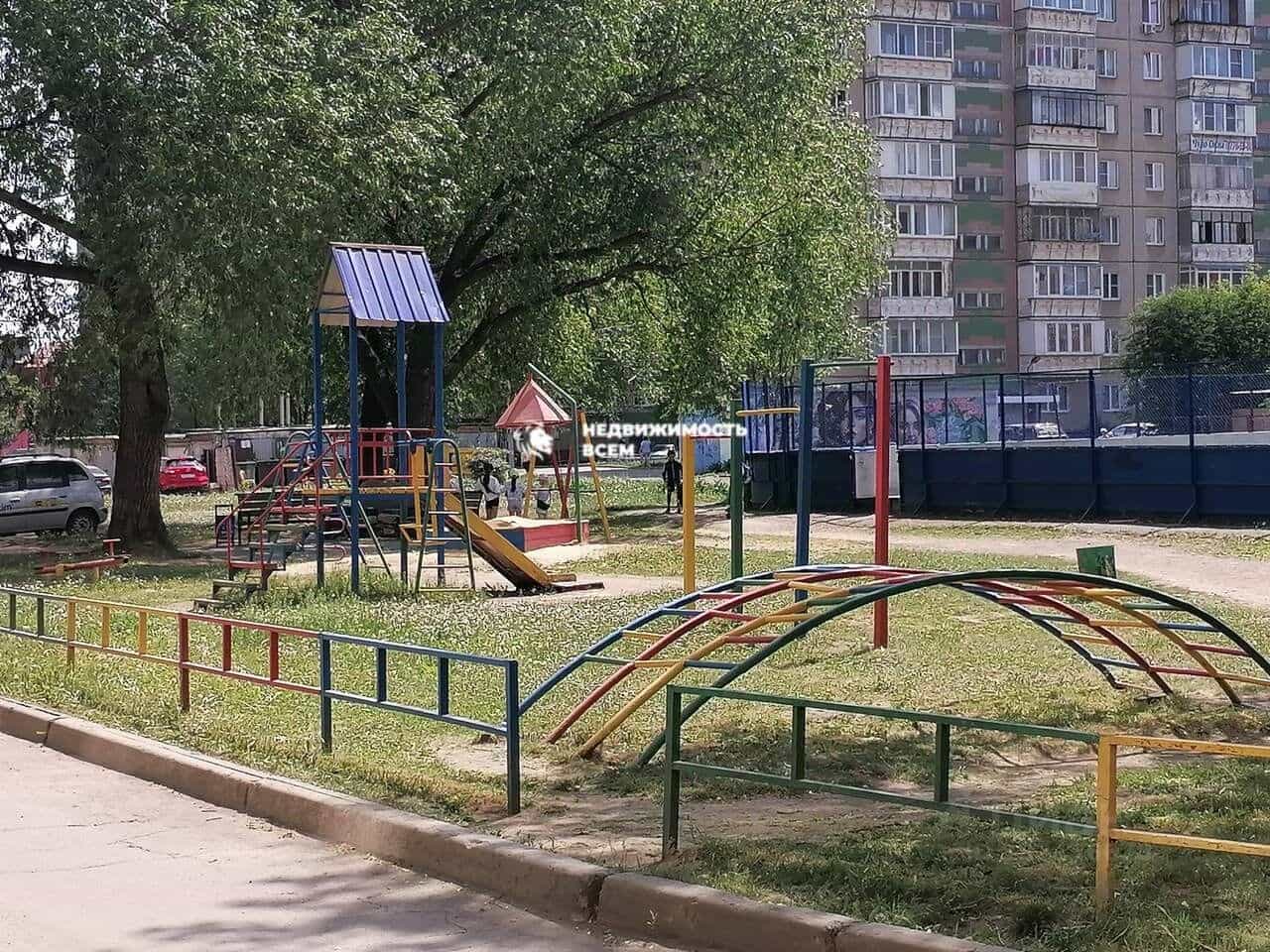 Россия, Челябинск, улица Чичерина, 40, фото 18