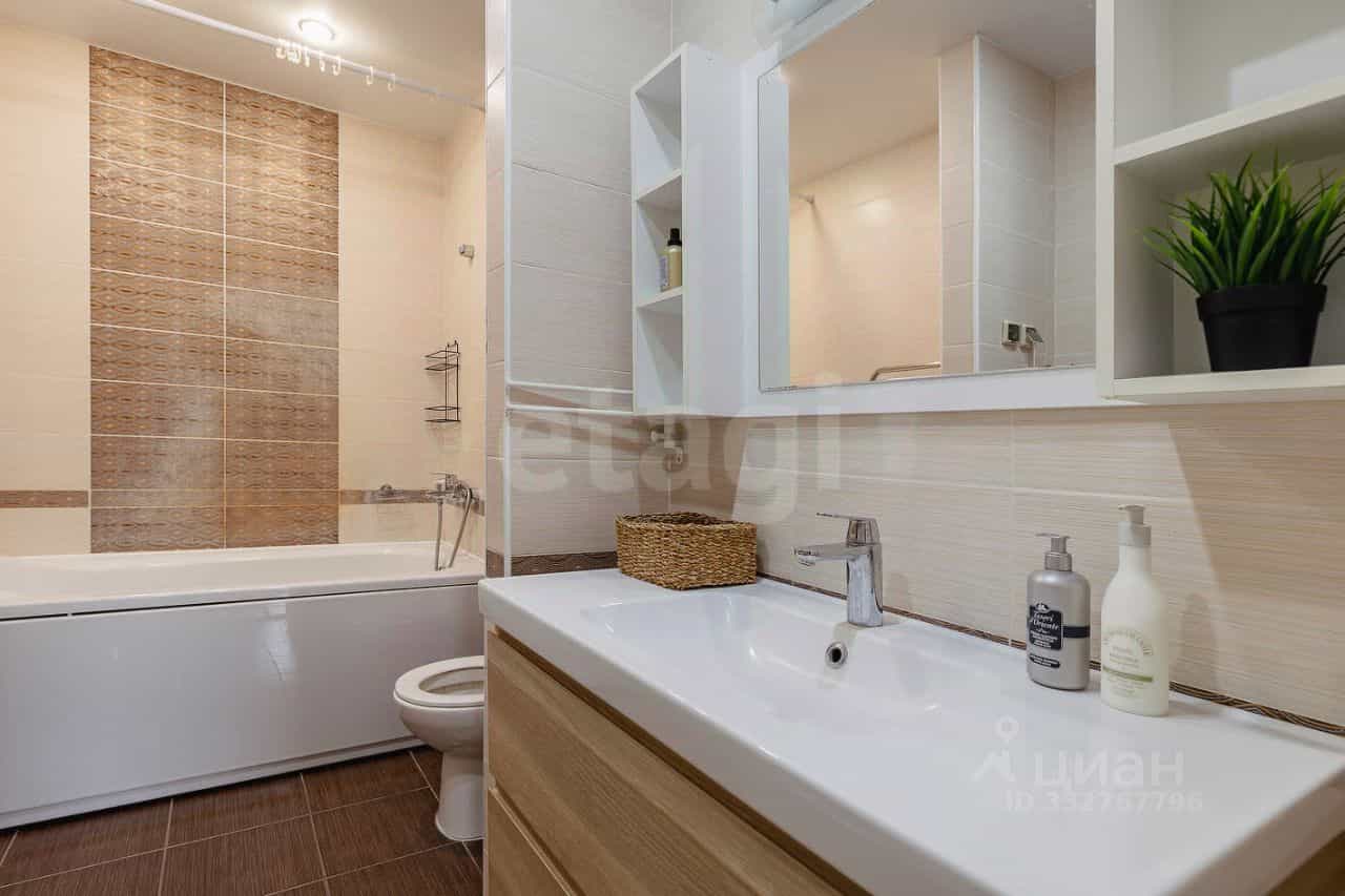 Россия, Тюмень, улица Ю.-Р.Г. Эрвье, 24к2, фото 21
