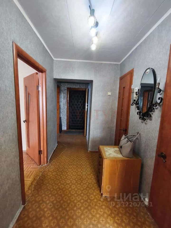 Россия, Белгородская область, Старый Оскол, микрорайон Макаренко, 6, фото 7