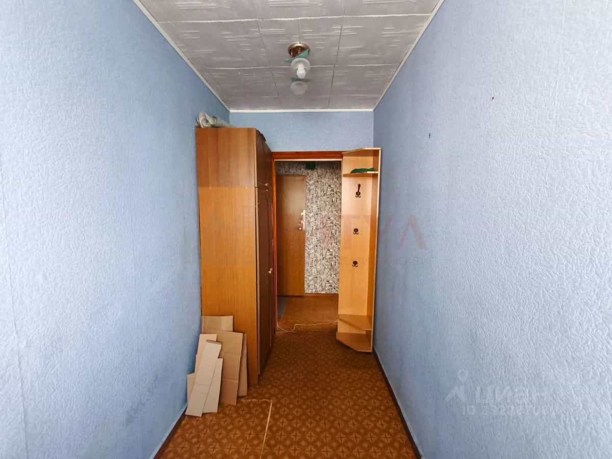 Россия, Белгородская область, Старый Оскол, микрорайон Макаренко, 6, фото 10