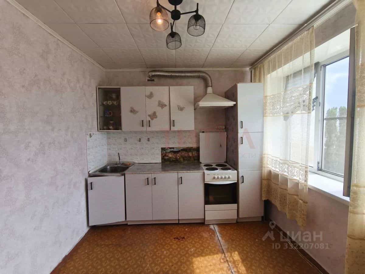 Россия, Белгородская область, Старый Оскол, микрорайон Макаренко, 6, фото 13
