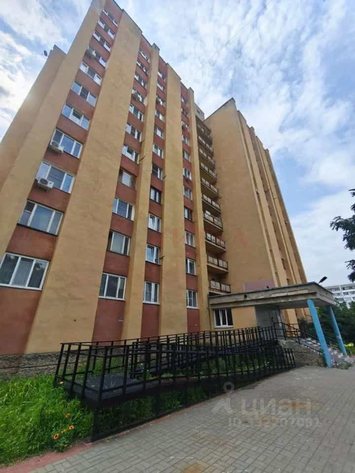 Россия, Белгородская область, Старый Оскол, микрорайон Макаренко, 6, фото 19