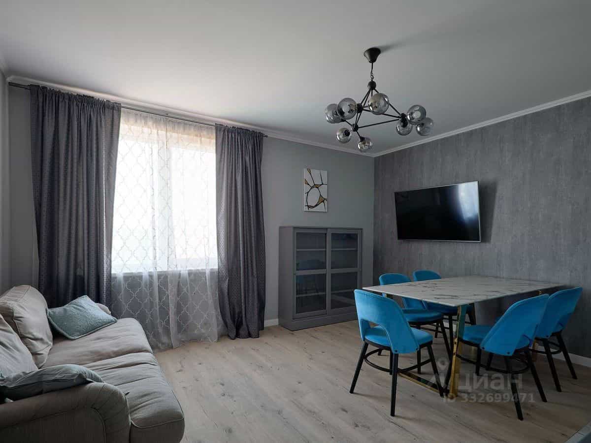 Россия, Санкт-Петербург, улица Вадима Шефнера, 10к1