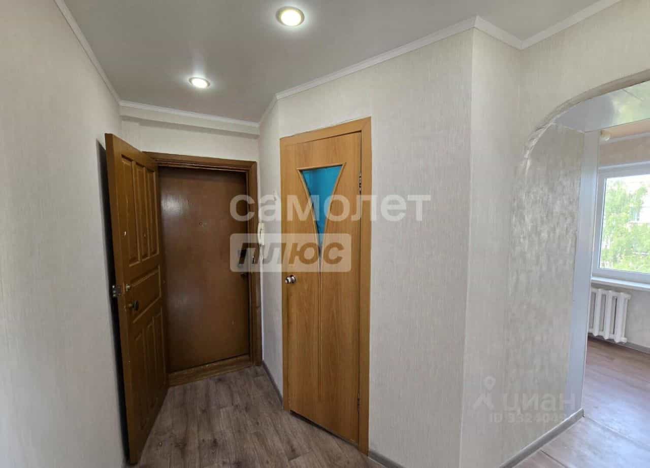 Россия, Республика Башкортостан, Мелеуз, 32-й микрорайон, 24, фото 8