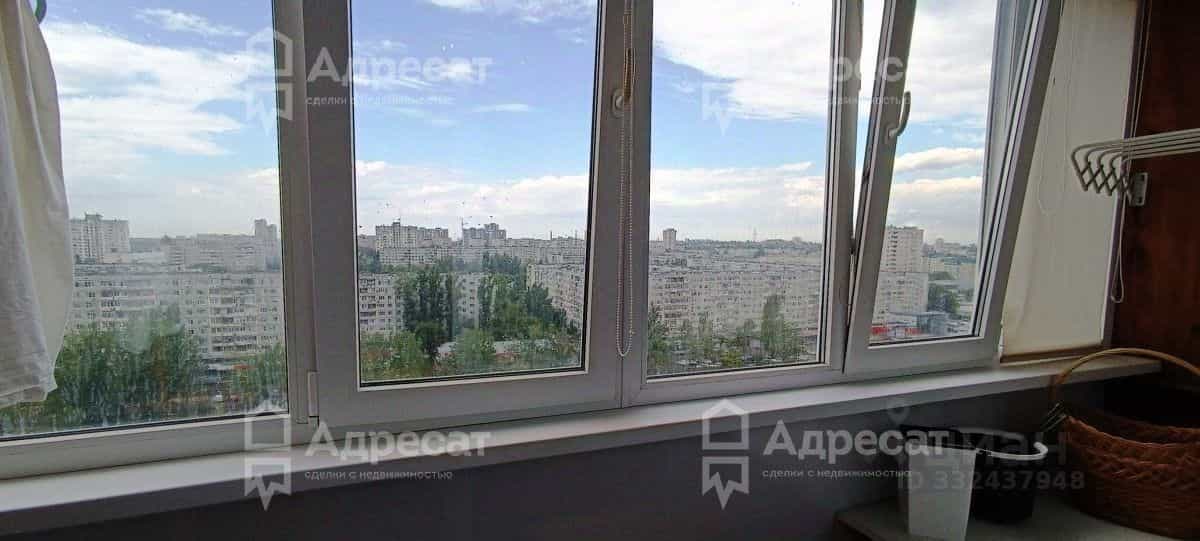 Россия, Волгоград, район Семь Ветров, улица 8-й Воздушной Армии, 44, фото 3