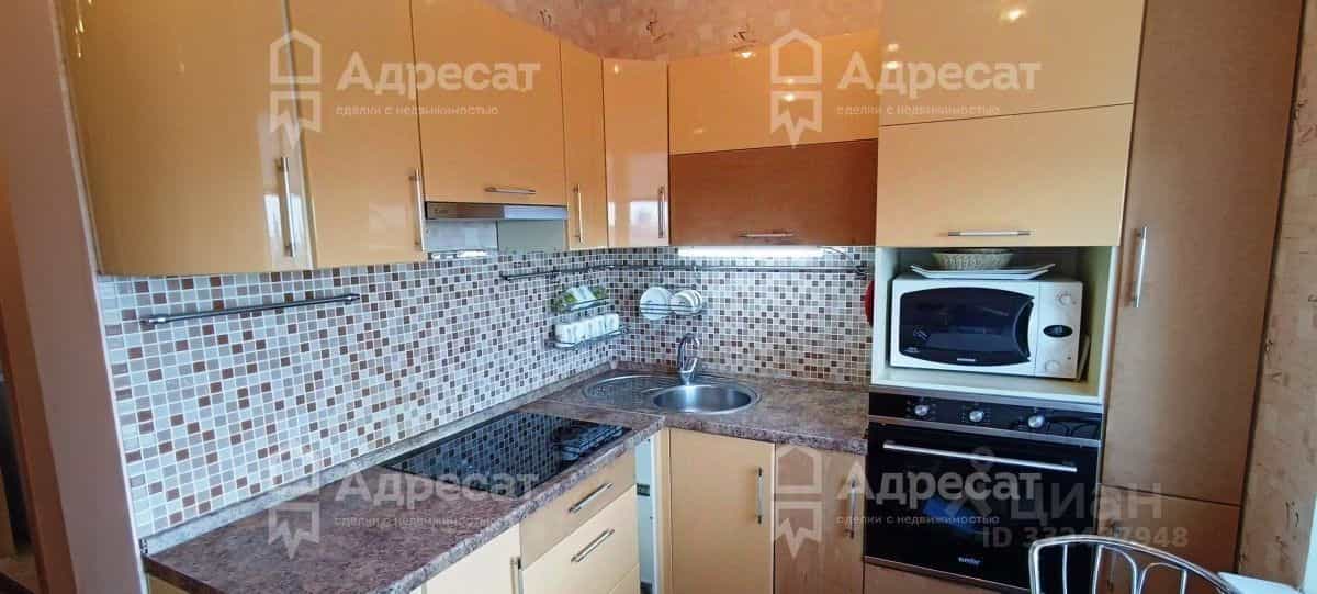 Россия, Волгоград, район Семь Ветров, улица 8-й Воздушной Армии, 44, фото 7