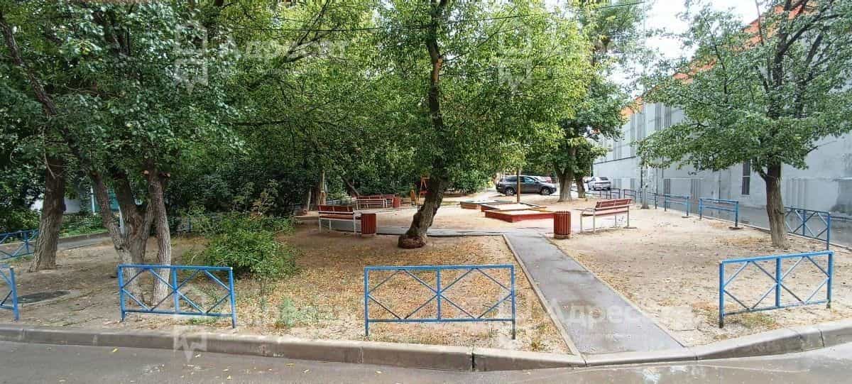 Россия, Волгоград, район Семь Ветров, улица 8-й Воздушной Армии, 44, фото 25