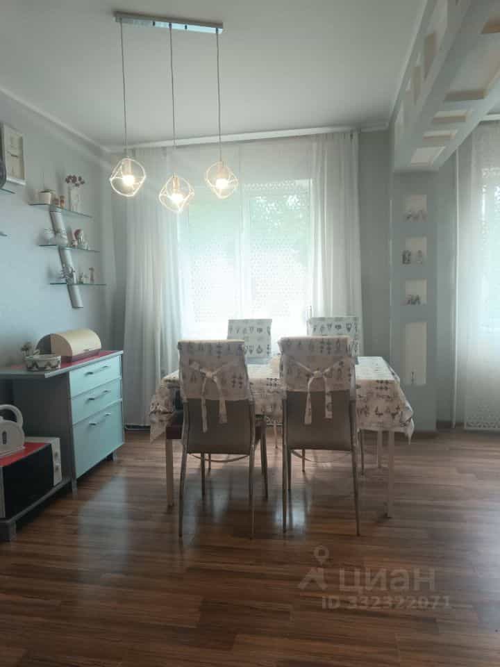 Россия, Омск, улица Петра Осминина, 17