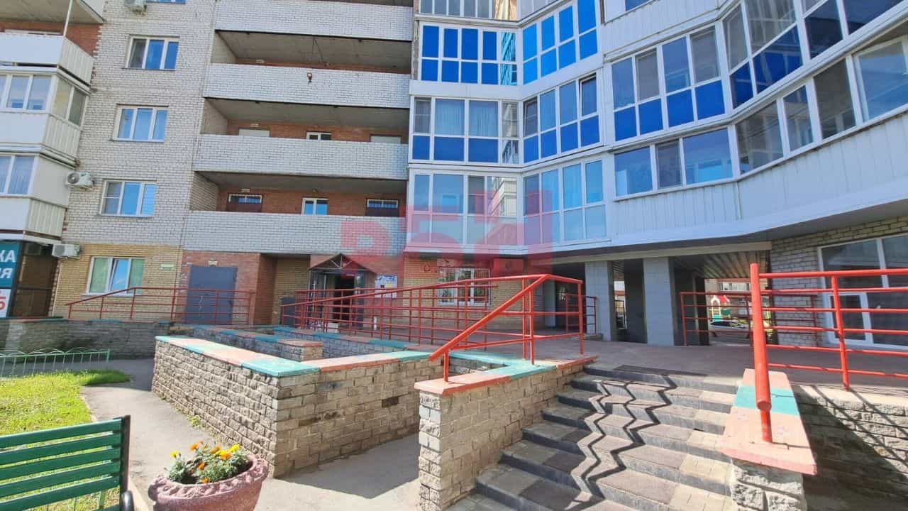 Россия, Омск, улица Дианова, 25, фото 3