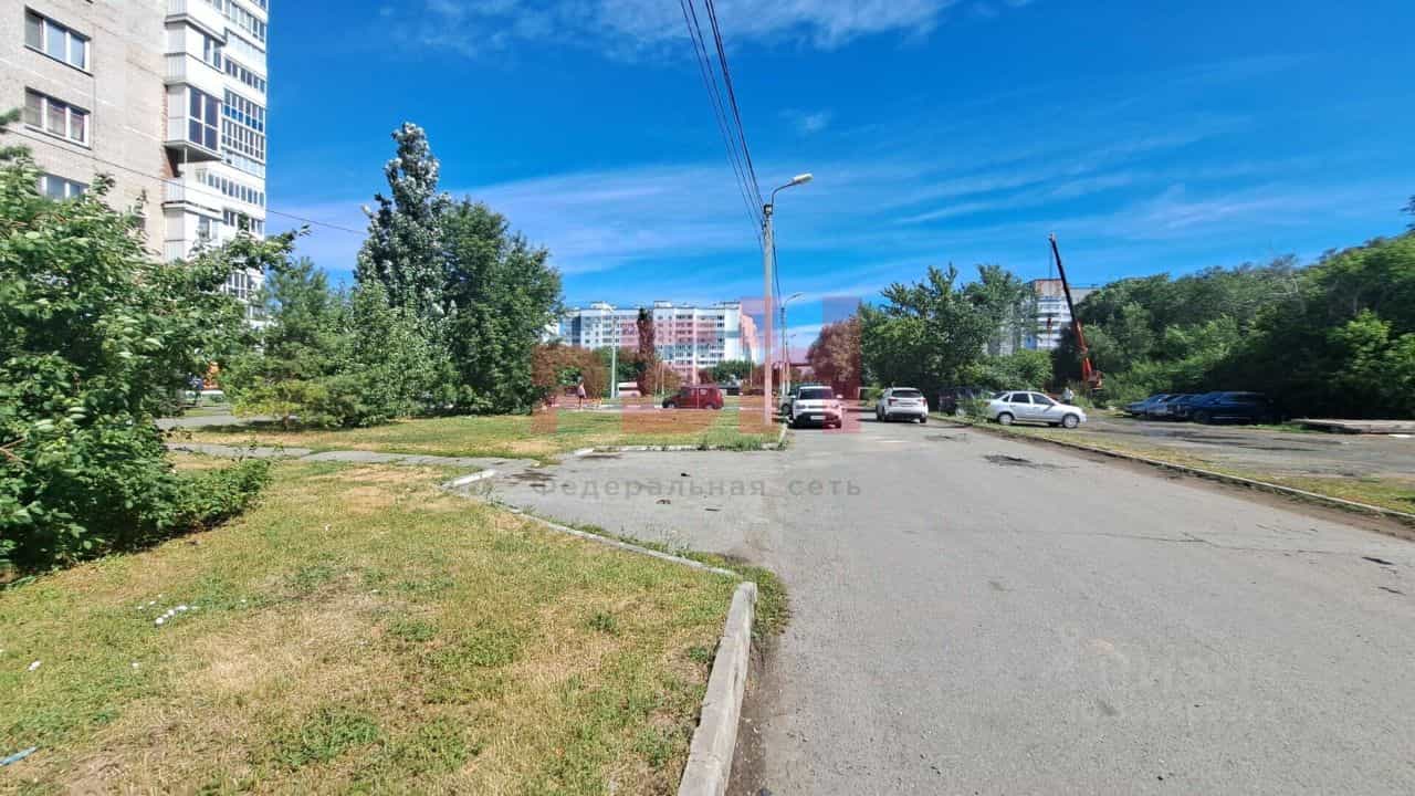 Россия, Омск, улица Дианова, 25, фото 22