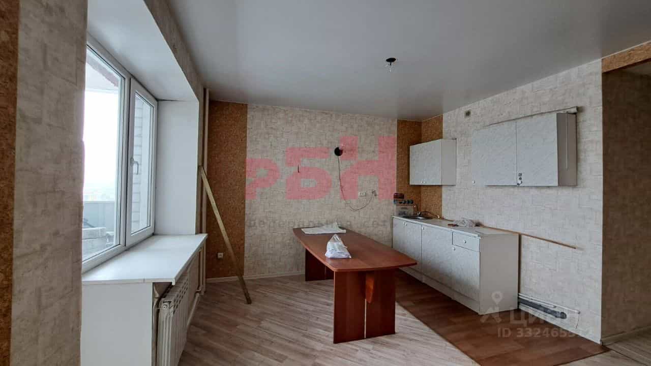 Россия, Омск, улица Дианова, 25, фото 32